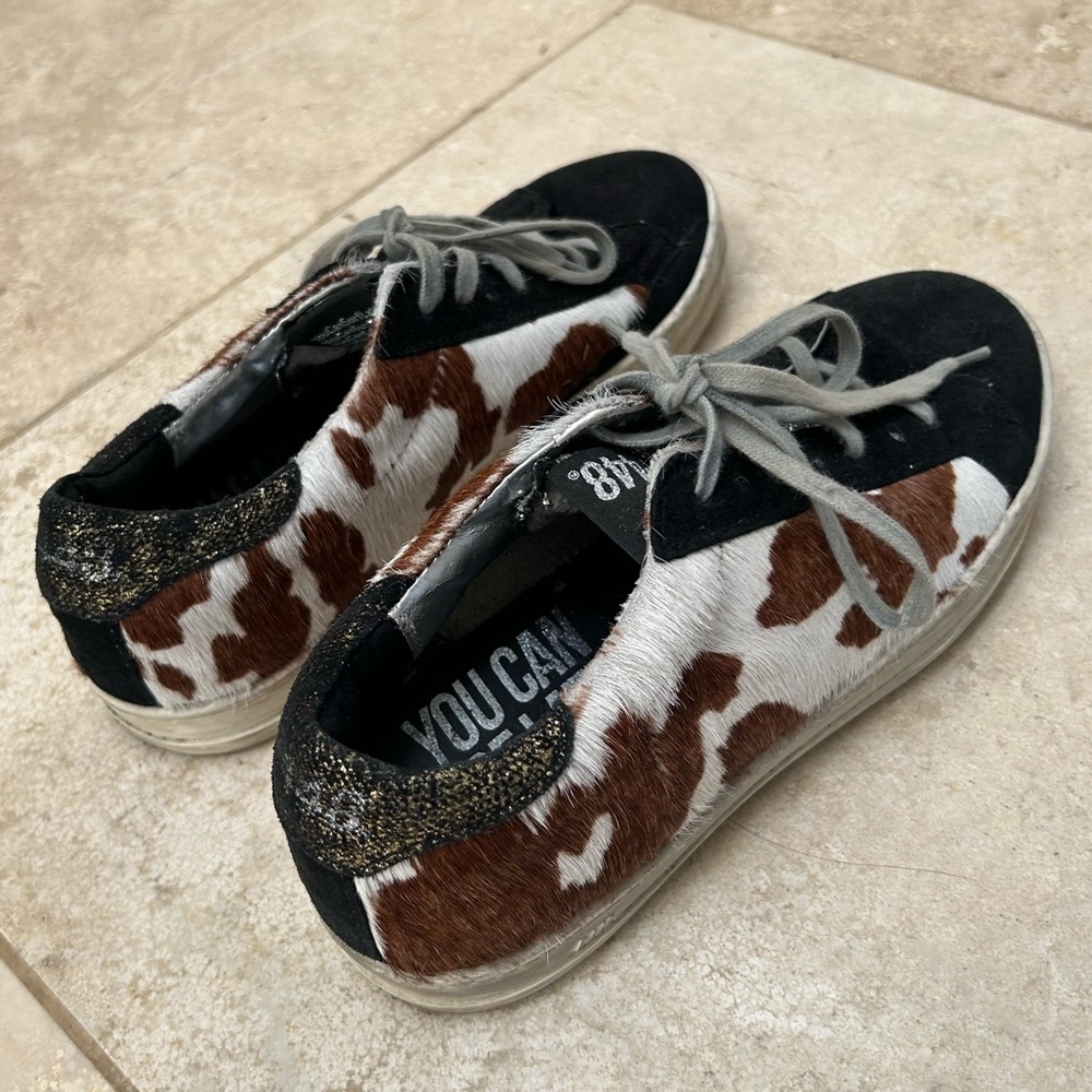 P448 Women’s John Toe Platform Cow Print Leather Sneakers